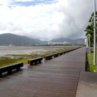 Cairns im Regen