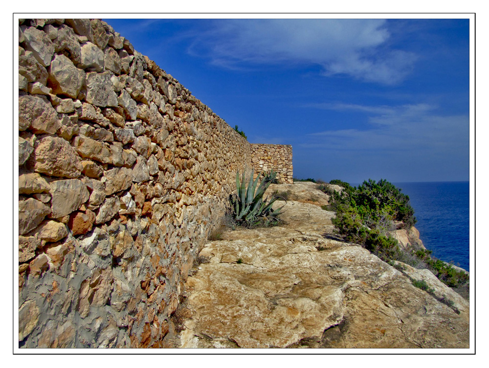 Cala en Baster