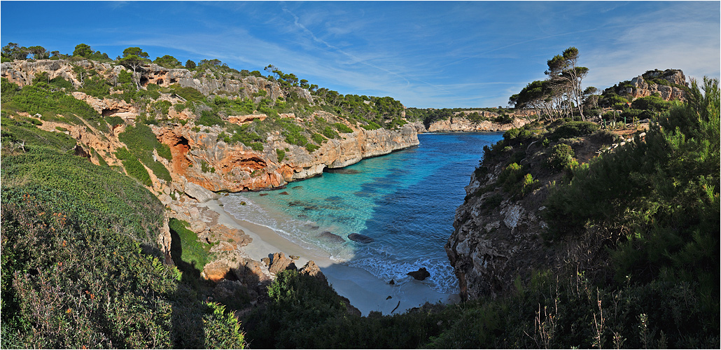 Cala M....