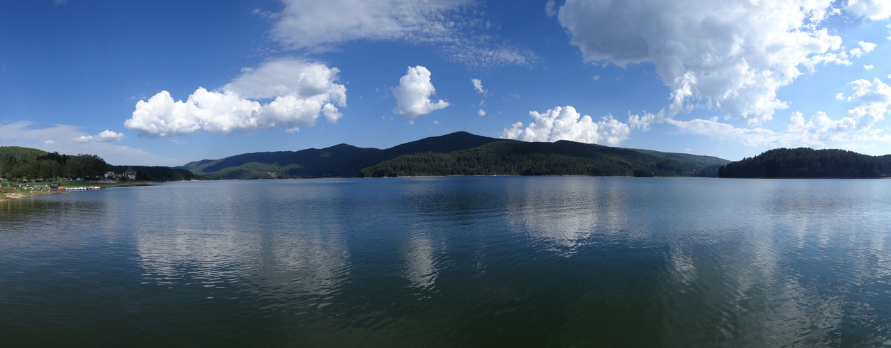 Calabria la Sila - Il lago Arvo - Lorica