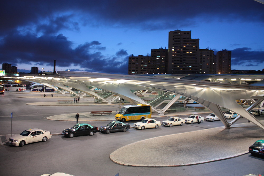 calatrava by night