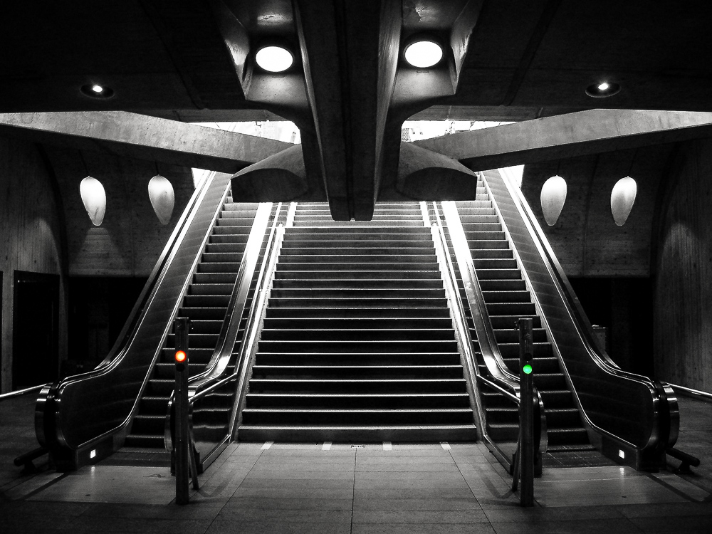 Calatrava Ufo Entrance 2014