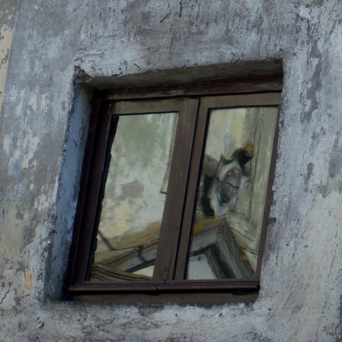 Calcata,chiesa riflessa