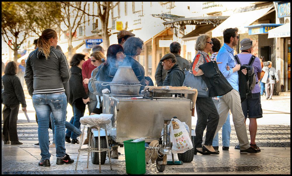 Caldarroste?...No grazie, oggi fa caldo.