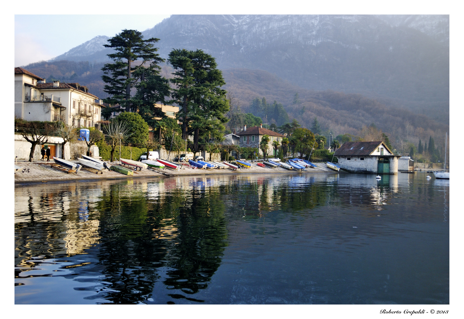 Caldè, frazione di Castelveccana, lungolago