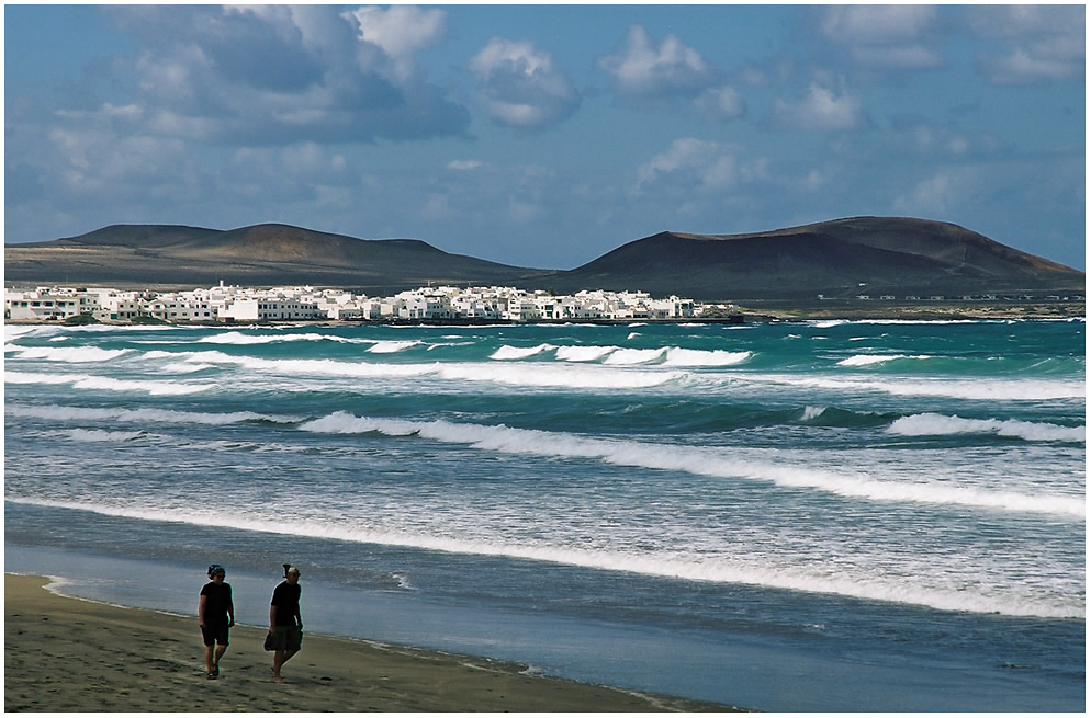 CALETA DE FAMARA