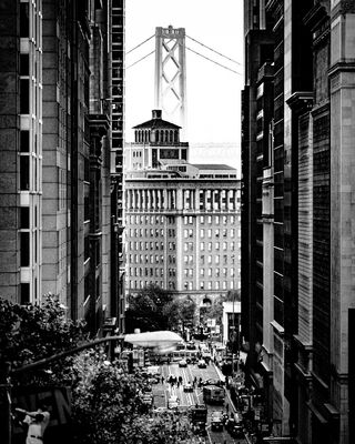 California St and Bay Bridge