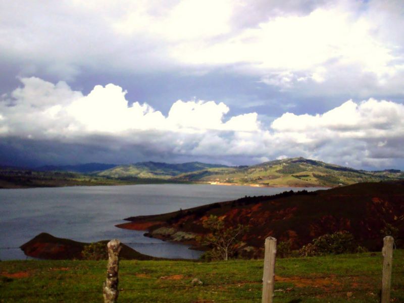 CALIMA LAKE