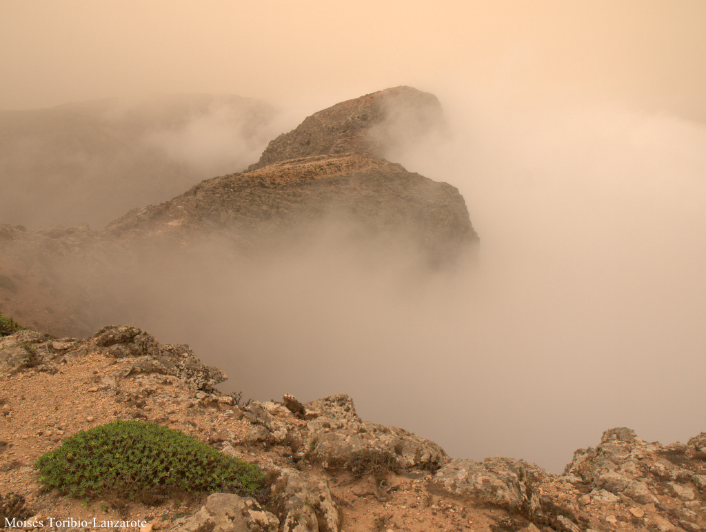 Calima y bruma en Lanzarote