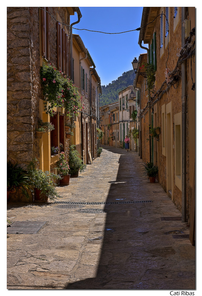 calle con encanto de Esporles ( Mallorca)