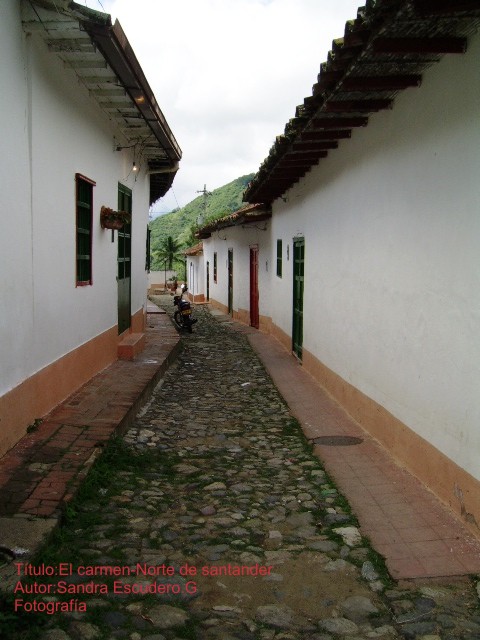 calle del carmen-norte de santander-colombia