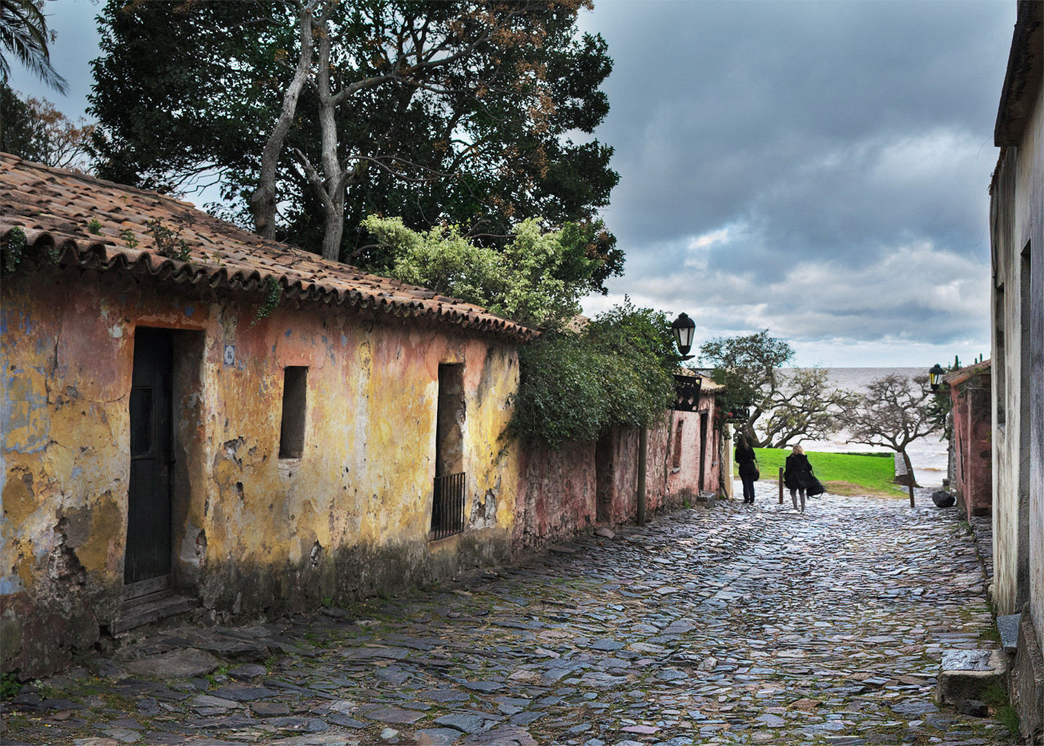 Calle D'los Suspiros - Colonia