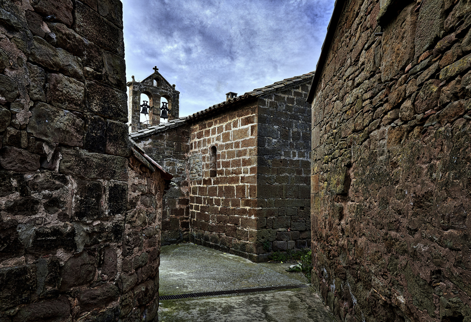 Calleja a la Iglesia