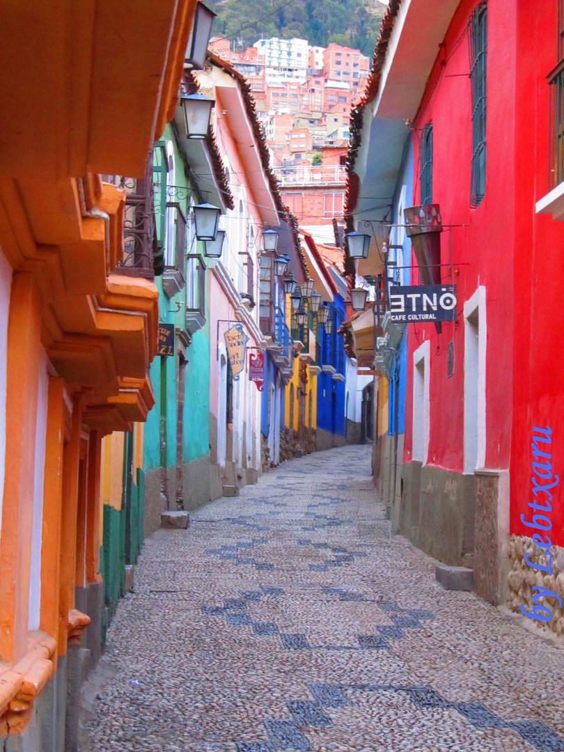 Callejón Jaén - La Paz