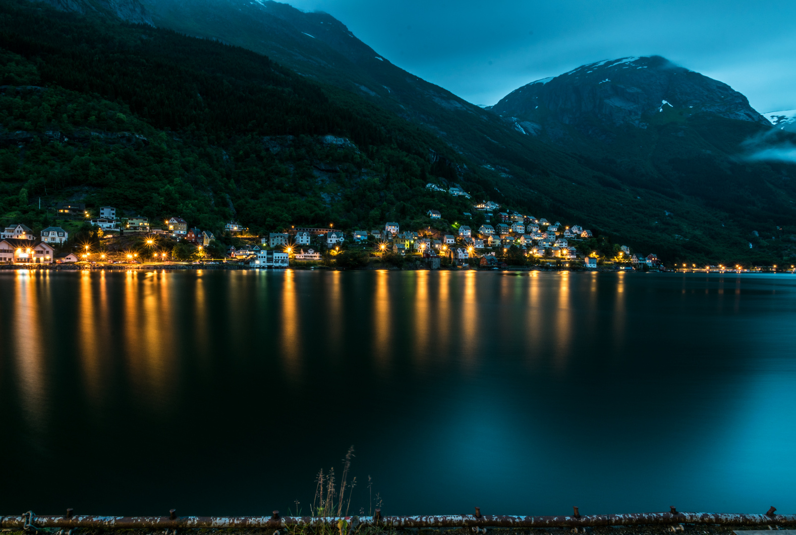 Calm Odda