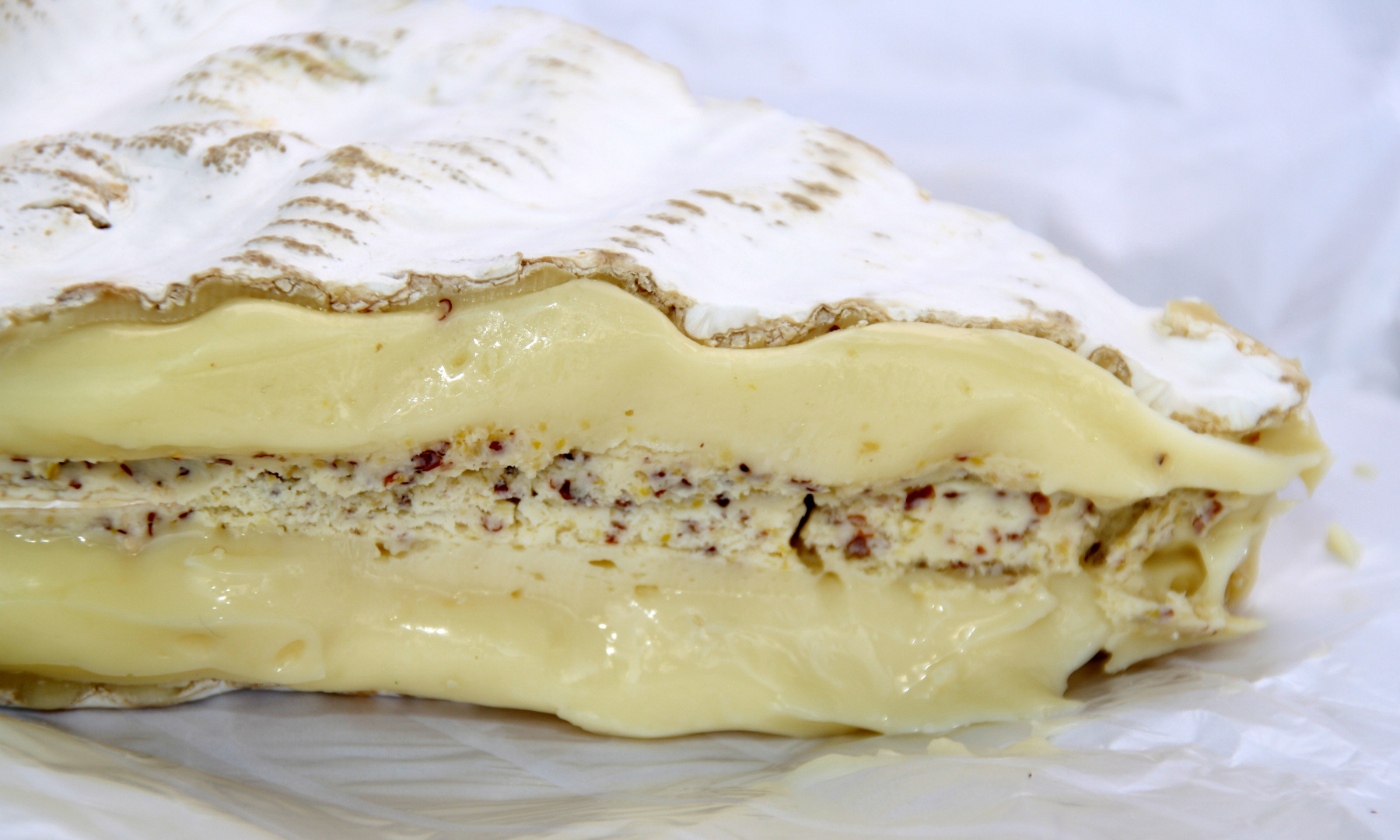 Camembert mit Dijon-Senf