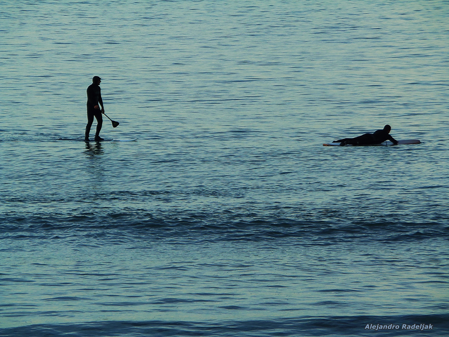 Caminar y dormir en el agua