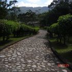 Camino empedrado en Tela, Honduras