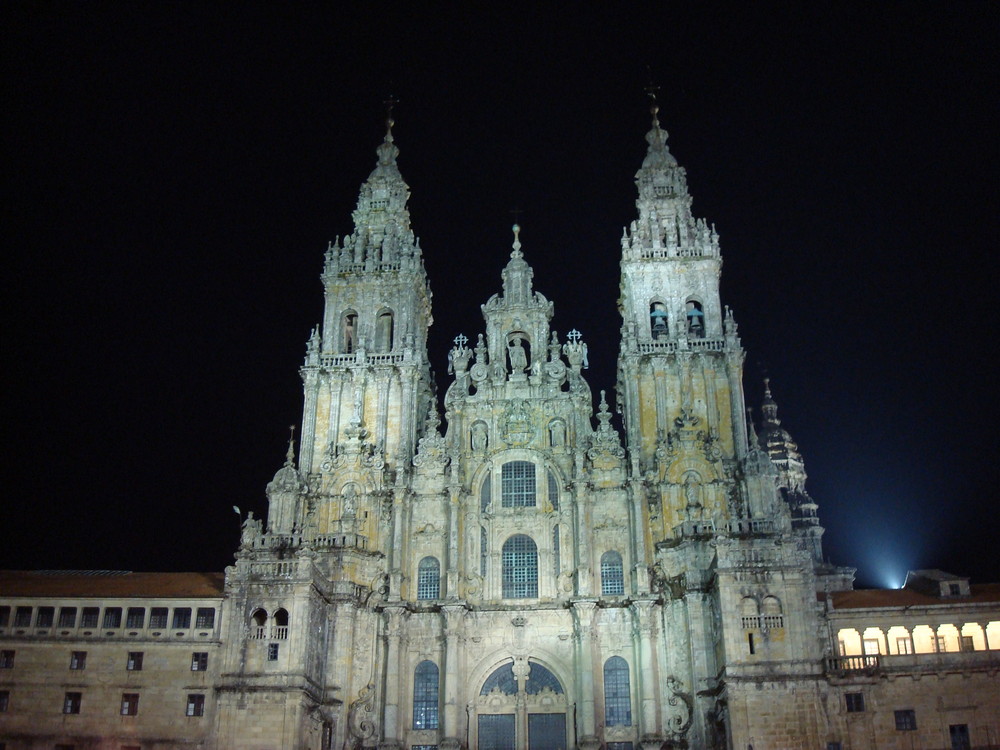 Camino - Kathedrale in Santiago de Compostela bei Nacht