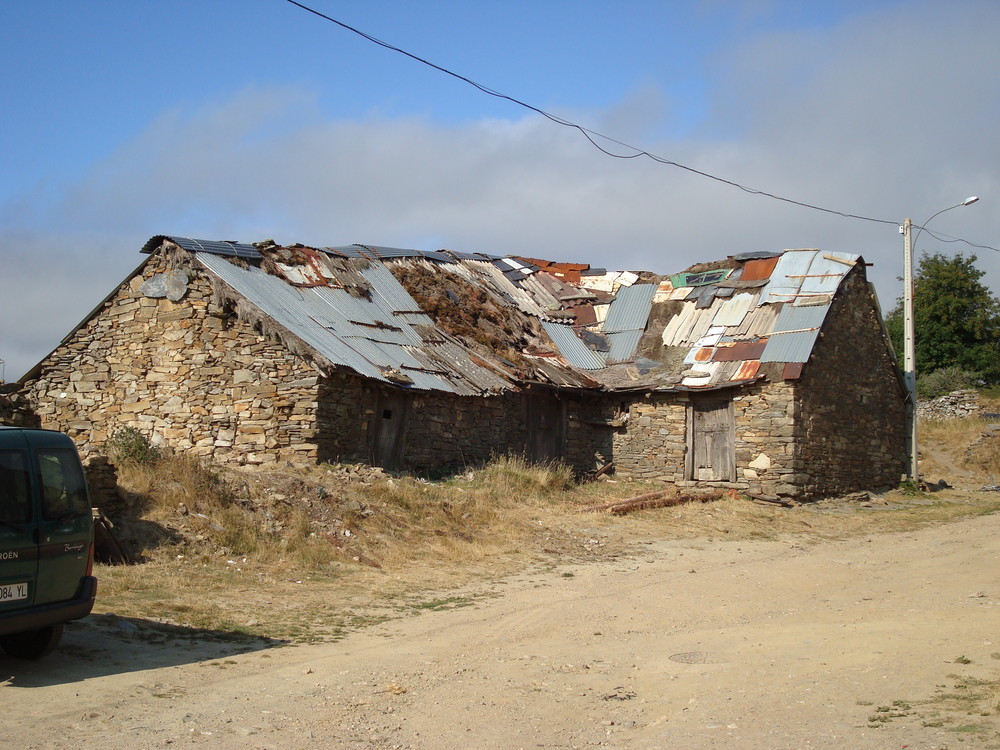 Camino - Willkommen in Foncebadon