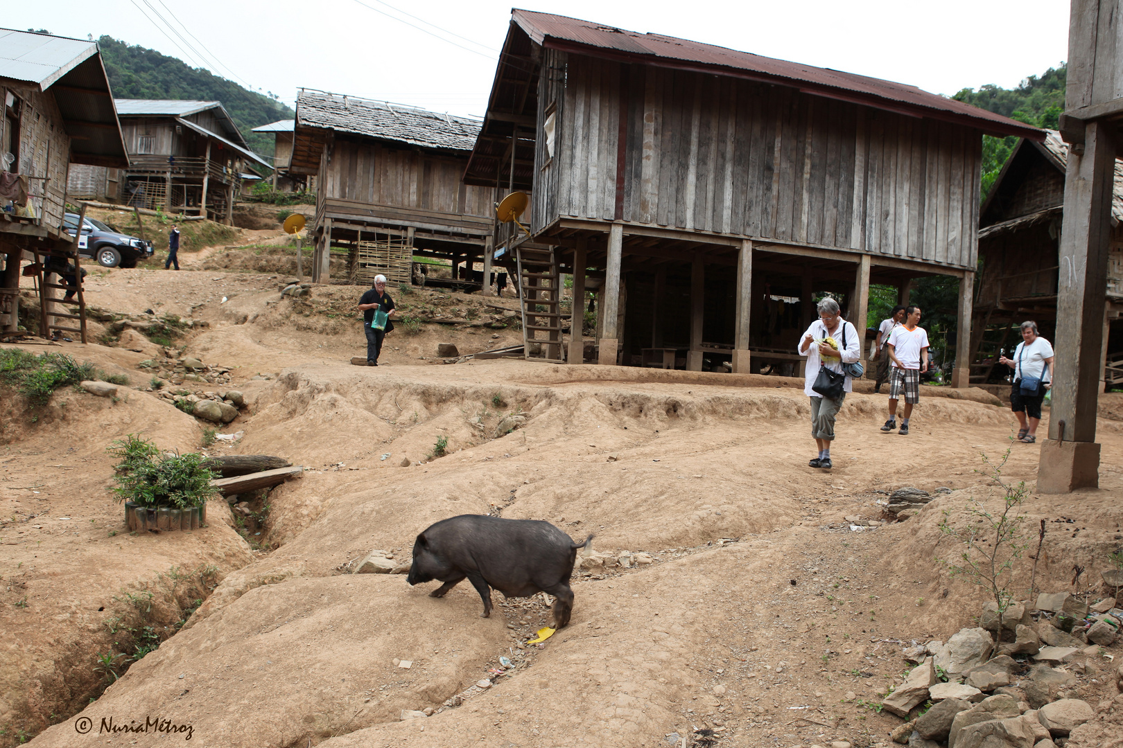 CAMINOS DE LAOS - Ban Bouamsom