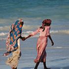 Camminando sulla spiaggia-Walking on the beach