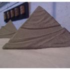 camouflage-pyramiden