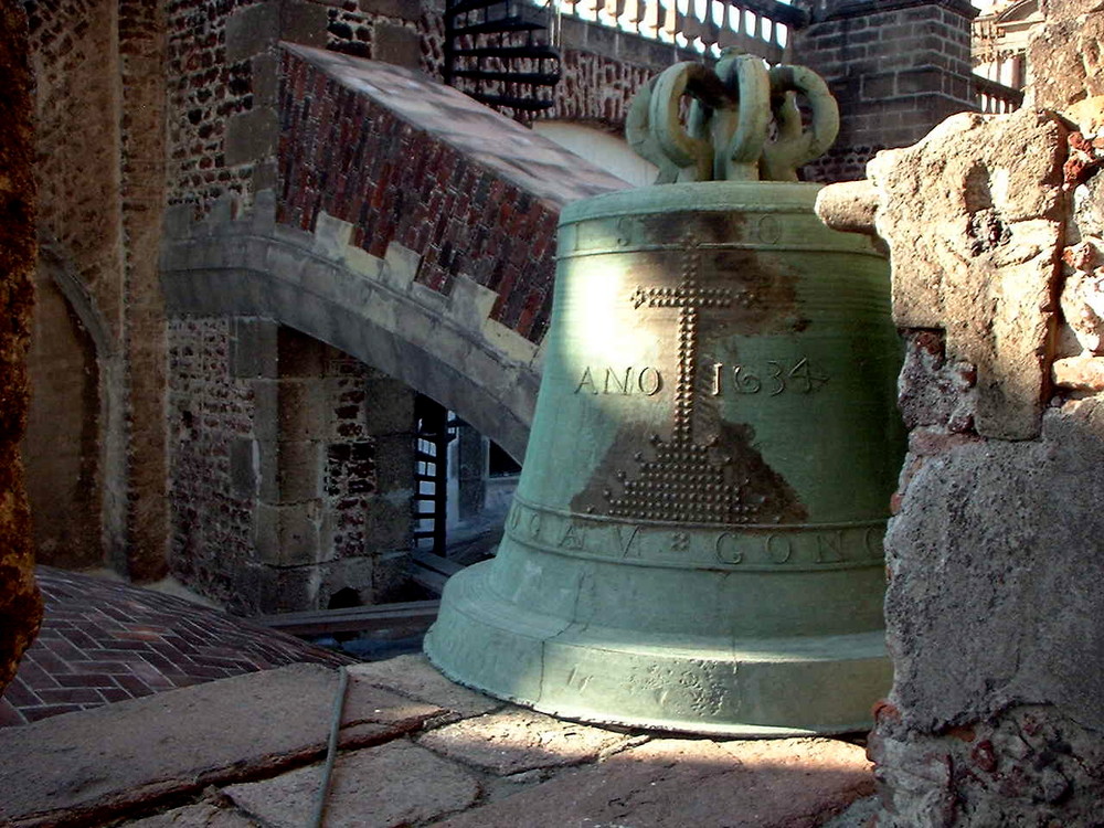 Campana (Catedral Metropolitana, México D. F.)