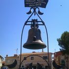 Campana Reloj en la Plaza del Pueblo