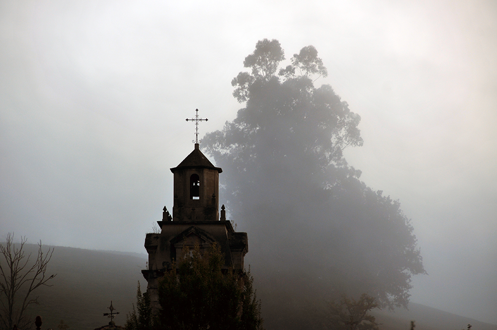 campanadas-en-la-niebla_