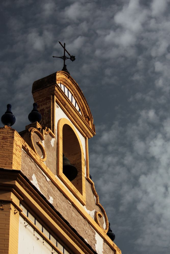 campanil y veleta.