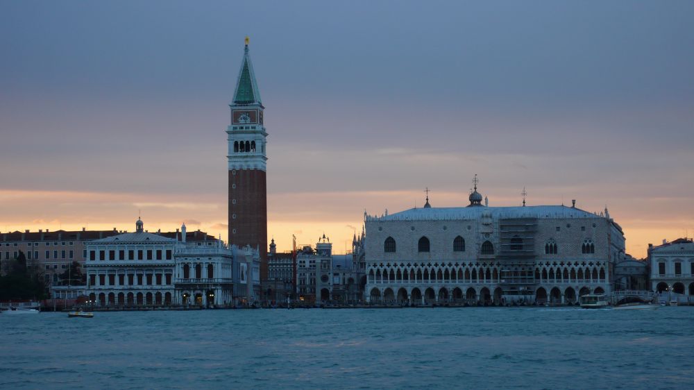 Campanile San Marco und Dogenpalast