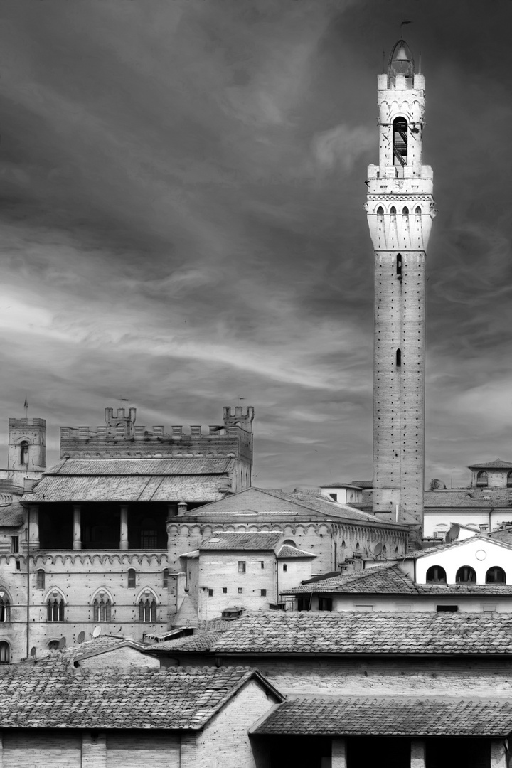 campanile-siena-2-sw