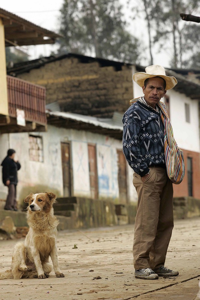 Campesino y su perro / Country man and his dog
