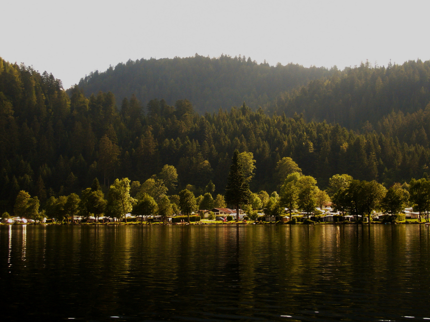 camping au bord du lac