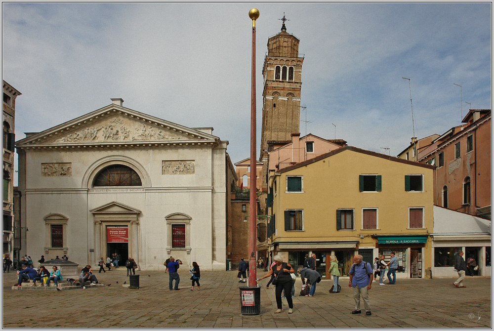 Campo San Maurizio...