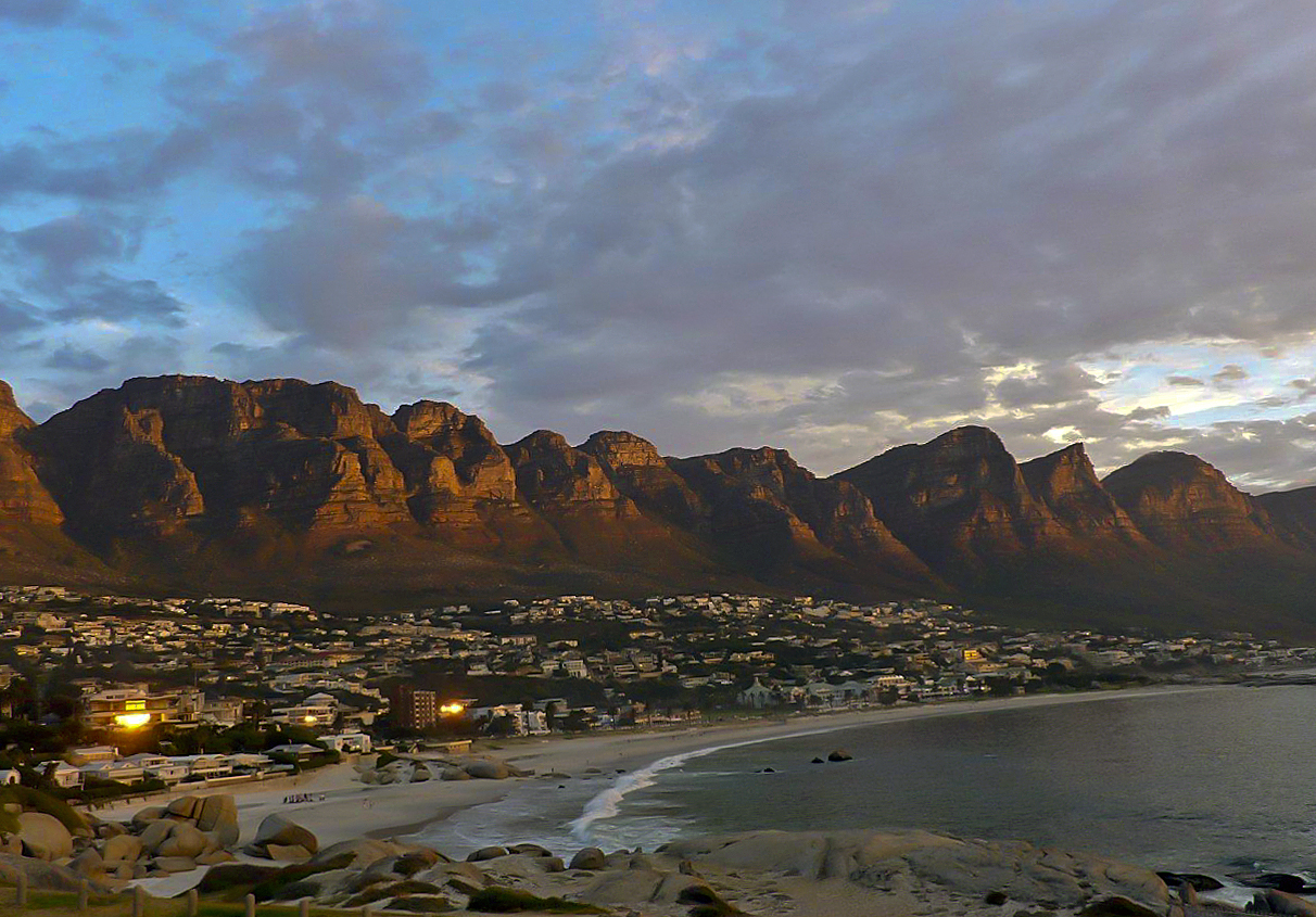 CAMPS BAY SÜDAFRIKA IM MÄRZ 2011