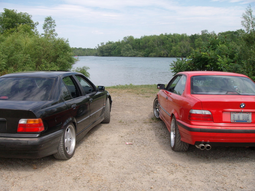 Canada - 318i & 328is on Lake Ontario