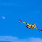 Canadair e la Luna