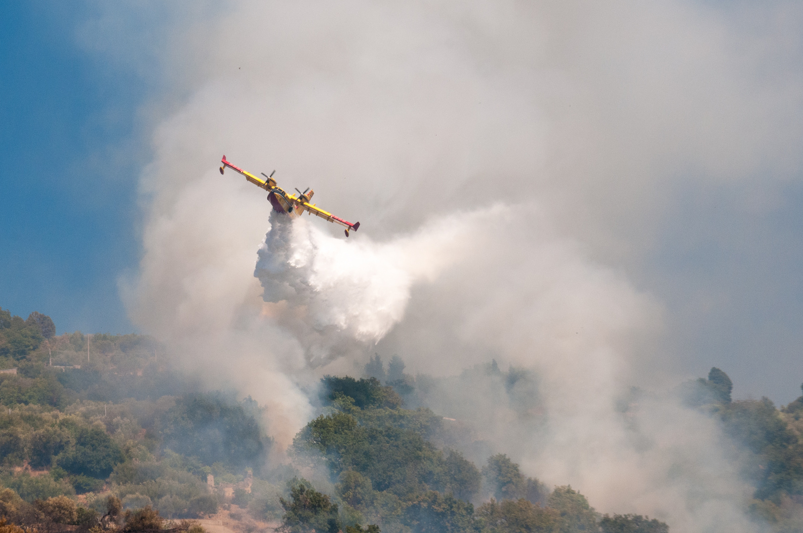 Canadair im Einsatz 3/5