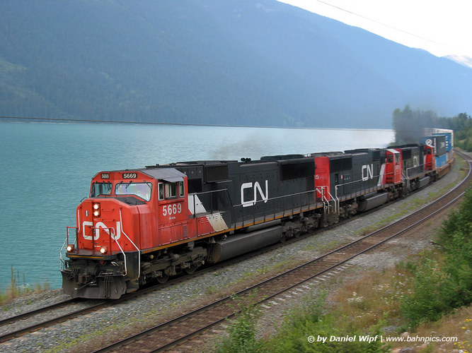 Canadian Lake Train