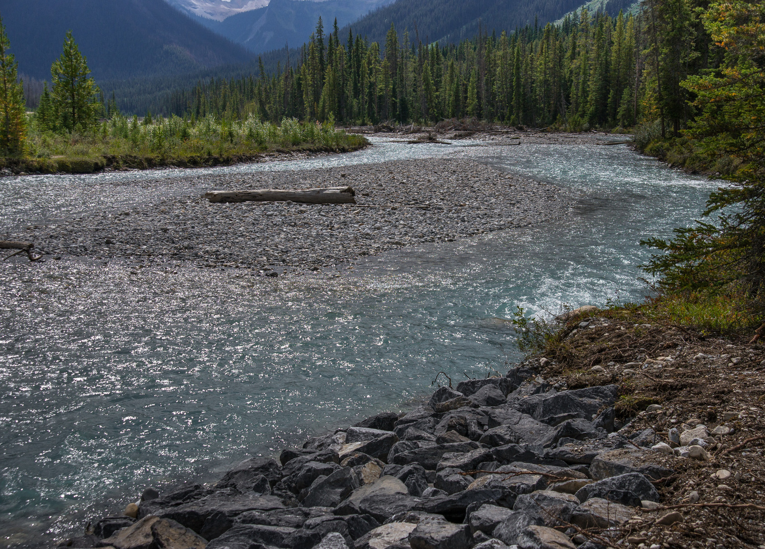 Canadian Waters - Kootenay River in der Nähe der Paint Pots