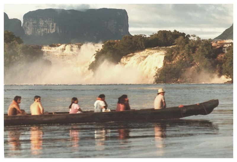 Canaima mit Blick auf die Tafelberge.