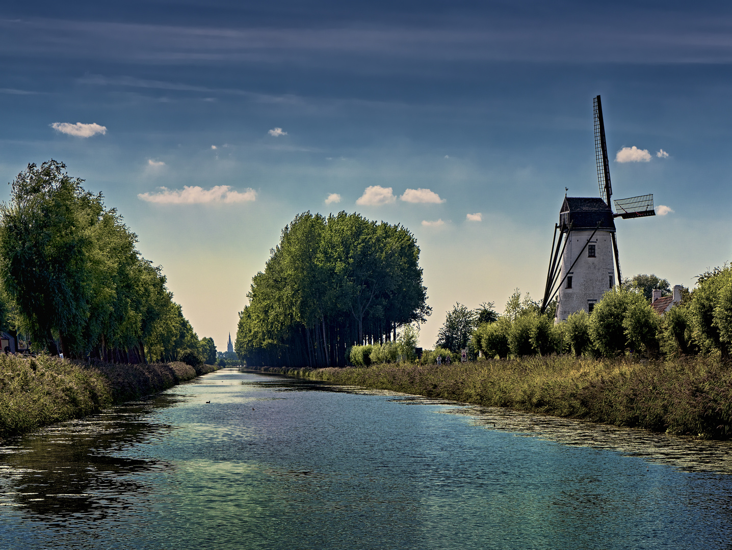 Canal Damme