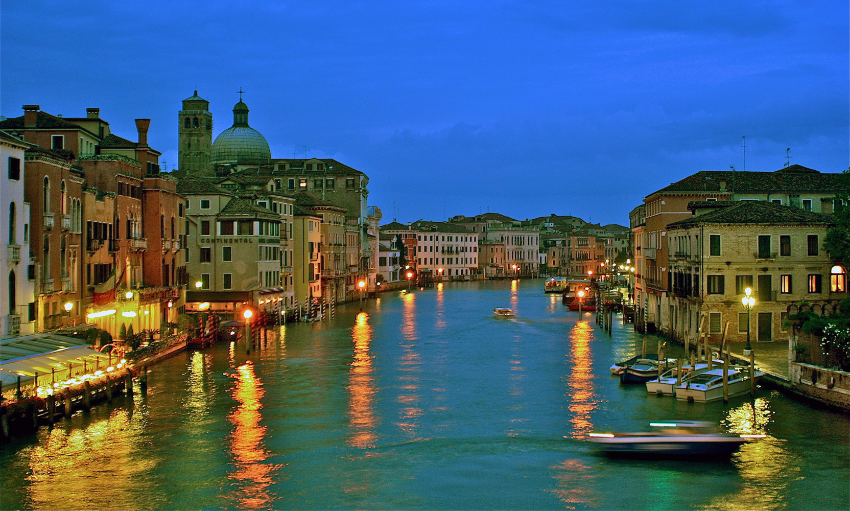 Canal Grande nach Sonnenuntergang