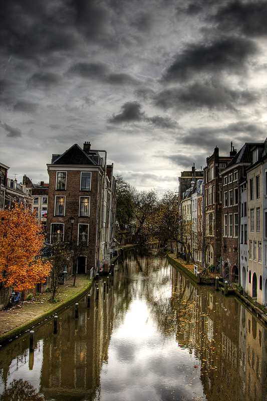 Canal in Utrecht city (Oude Gracht)