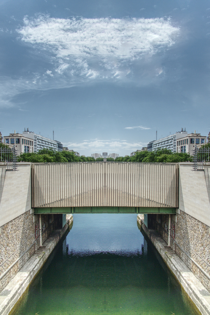 Canal Saint-Martin in Paris