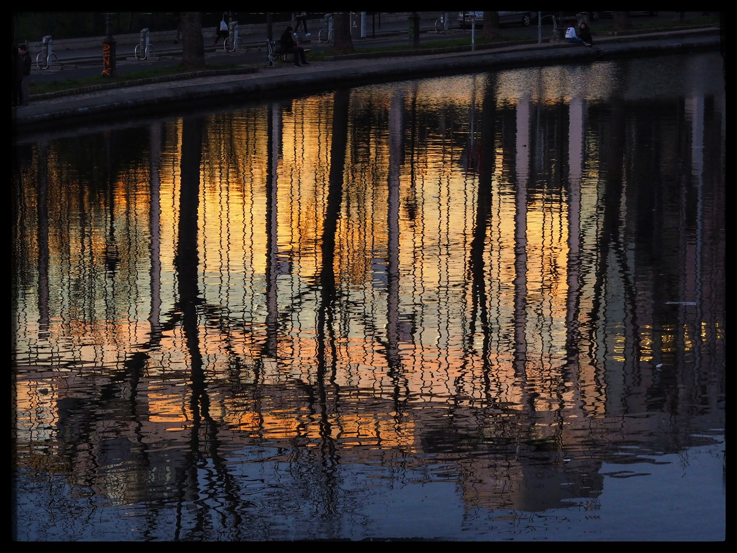 Canal 'St.Martin' am Abend, Paris 2)