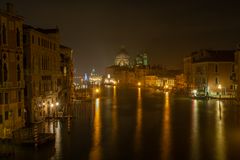 Canale Grande bei Nacht