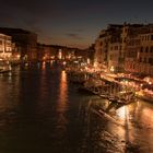 Canale Grande in Venedig am Abend